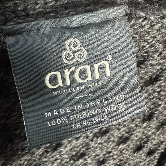 Aran Woollen Mills 100% Merino Wool Sweater Vest | Made in Ireland | Size L - Picture 5 of 6